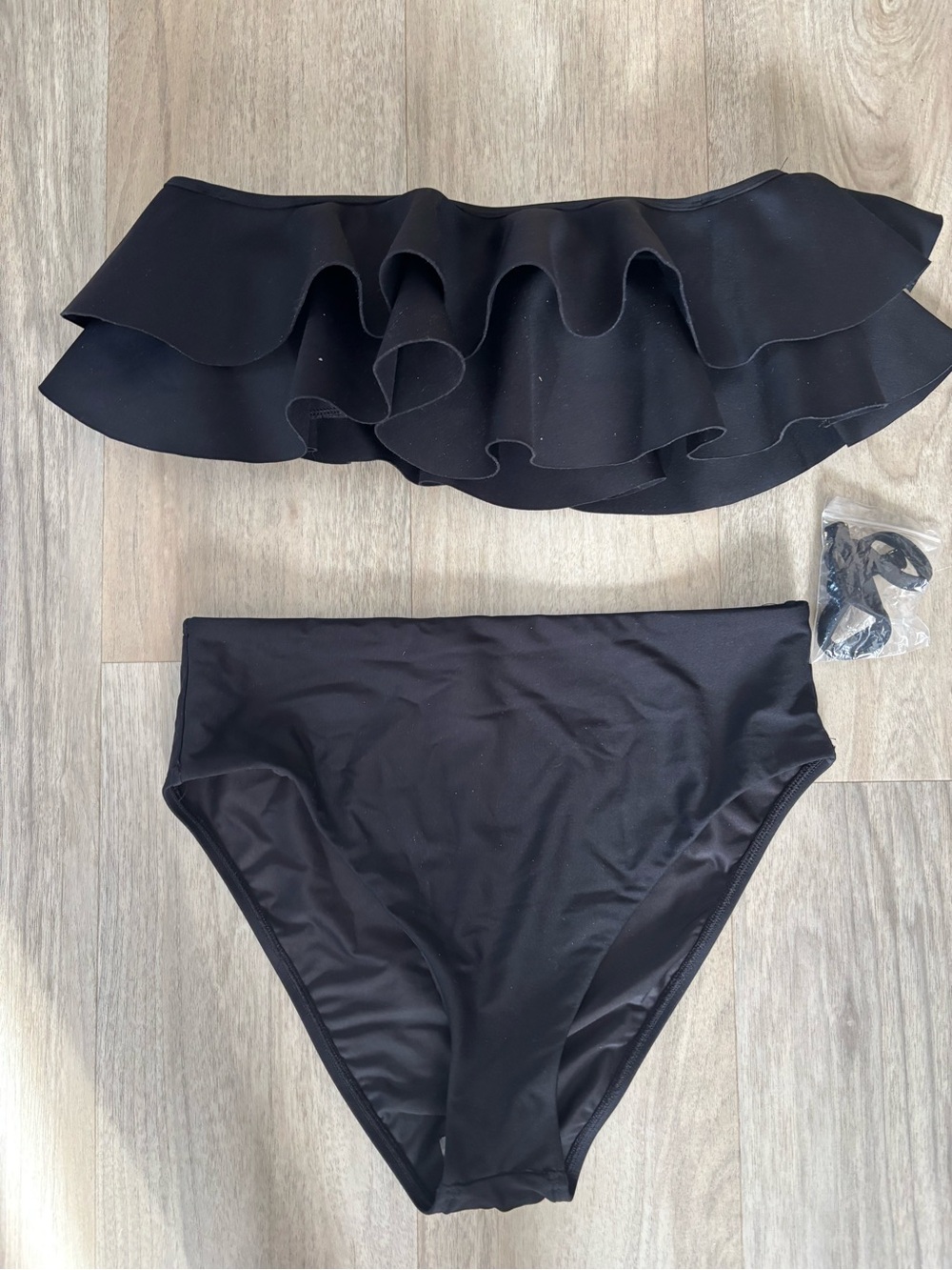 Vince Camuto NWOT Swimsuit